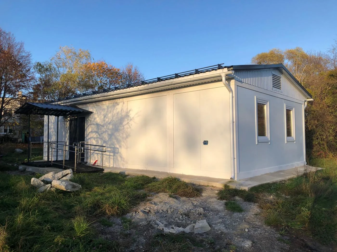 Полностью завершены работы по установке четырех новых модульных фельдшерско-акушерских пунктов под Зеленоградском