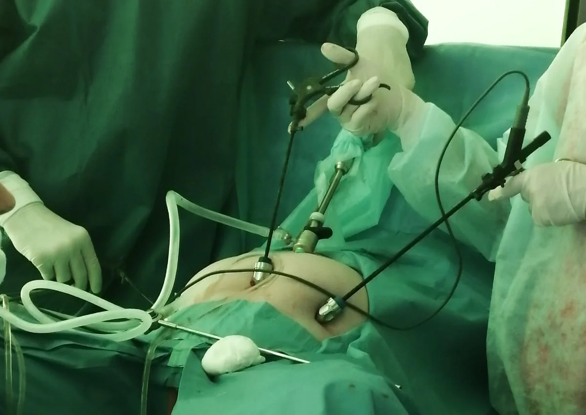 Специалисты Перинатального центра успешно проводят операции по сохранению беременности женщинам с короткой шейкой матки