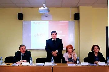 Руководителей медучреждений региона обучат современным методикам управления