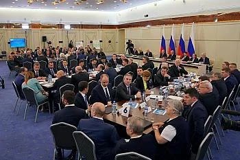 Антон Алиханов принял участие в расширенном заседании президиума Государственного совета по вопросам здравоохранения