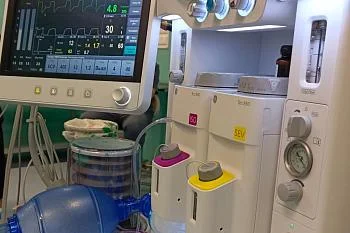 В Онкоцентре провели одновременную операцию по поводу двух онкологических заболеваний В Онкоцентре провели одновременную операцию по поводу двух онкологических заболеваний